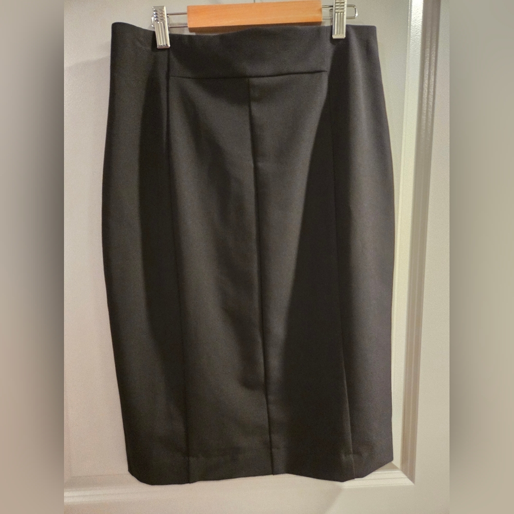 Worthington Classic Black Pencil Skirt